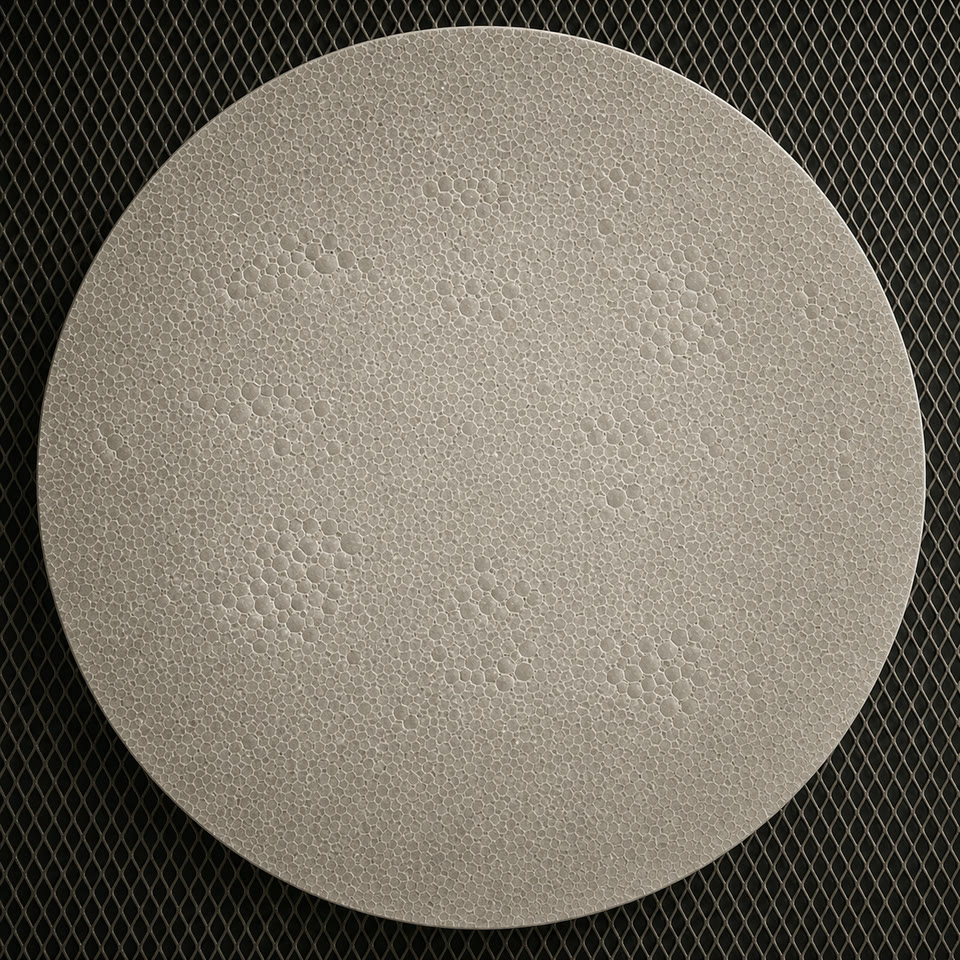 White textured disc pull, detail